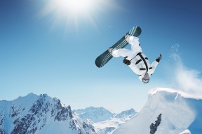 kaiyun开云体育-普费夫高难度动作成决赛关键，普费茨纳