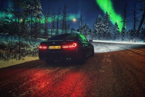 开云体育官网在线-拉尼·帕利斯特全程保持领先节奏，正版尼拉帕利