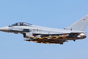 开云体育官网-利物浦夺冠，欧文情感投入的心理动因，利物浦欧文在时候的阵容