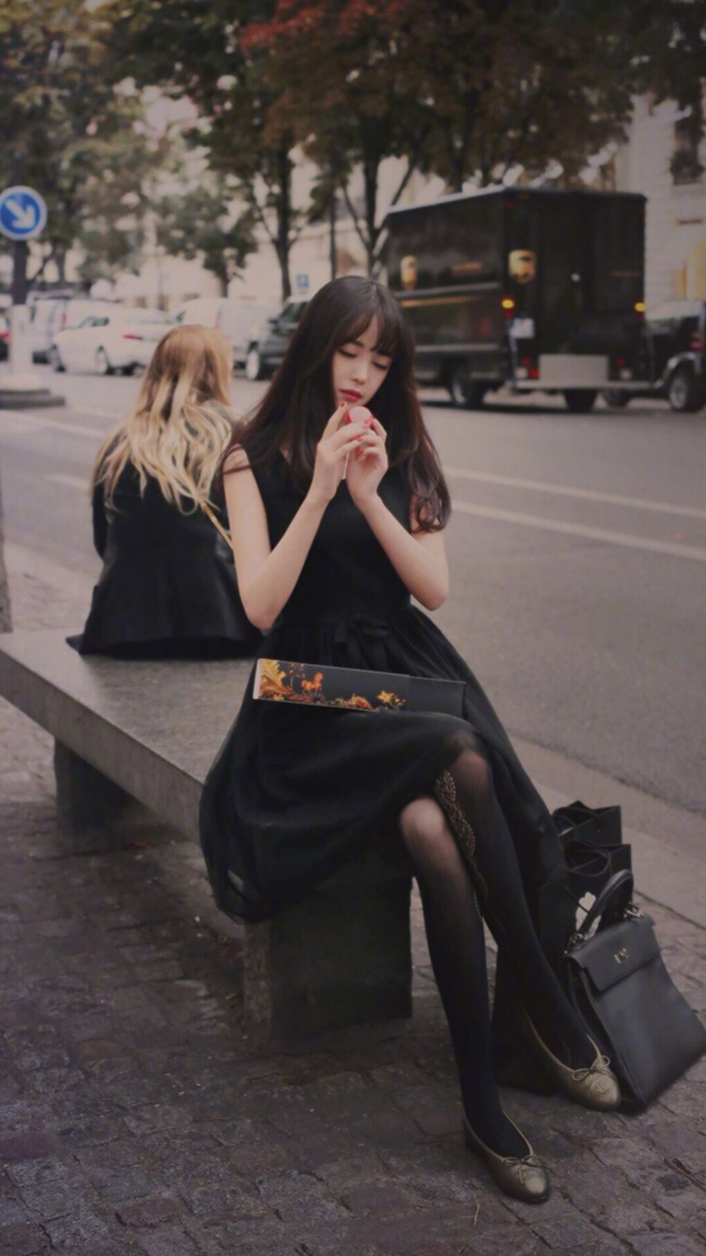 国际热身赛中国女足战平 球迷鼓励球队努力，国足热身赛视频