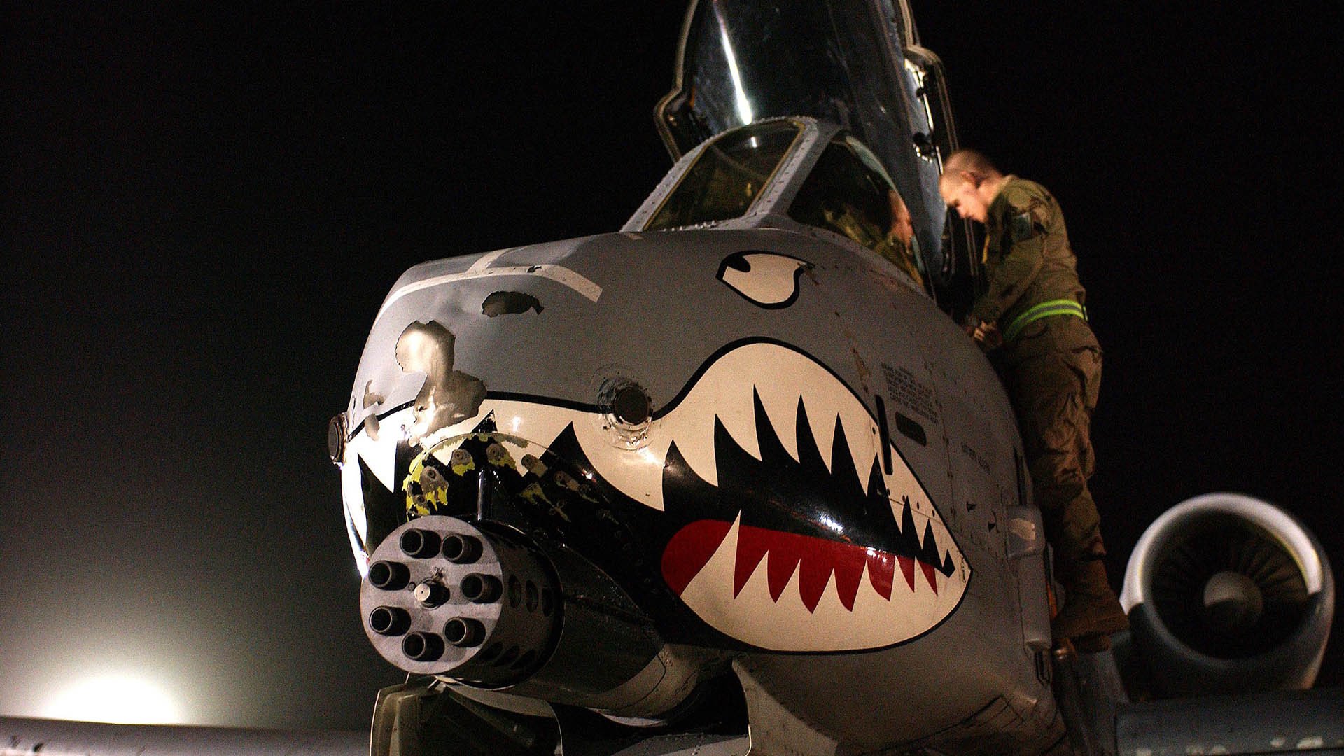 中国足球俱乐部推动球员参与环保公益活动，足球公益项目简介